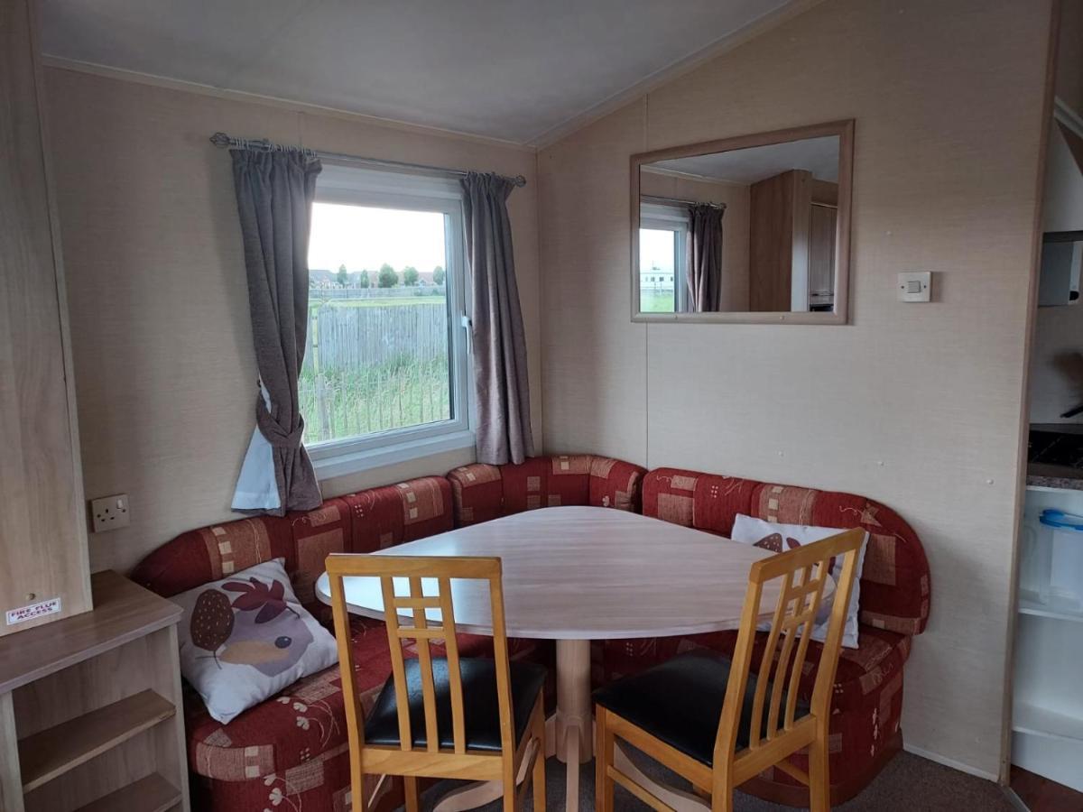 6 Berth The Chase Apartment